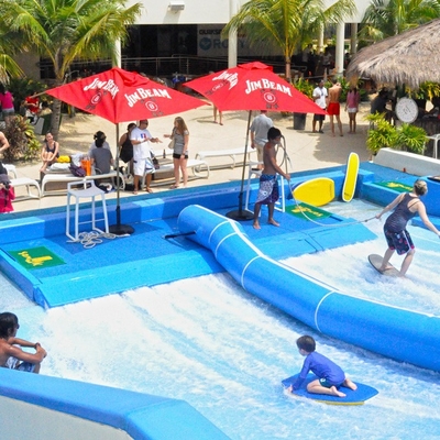 2명의 파도타는 사람을 위해 물 매력 Flowrider 물 탐 인공적인 파도타기를 하기