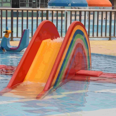 작은 무지개 교량 활주, 아이를 위한 작은 Waterpark의 아이들 물 공원 활주