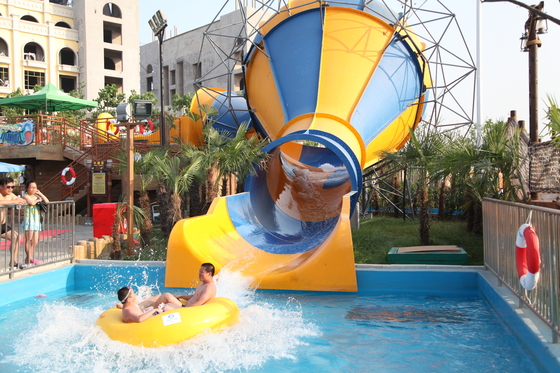 중간 토네이도 물 탐의 실내/옥외 상업적인 섬유유리 물 미끄럼 공원