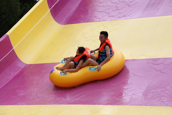 2명의 사람들을 위한 옥외 주문 물 미끄럼 유원지 누워서 침 뱉기 물 활주