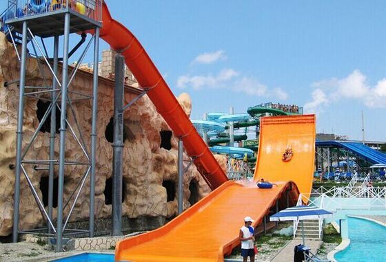 2인 U-Turn 워터 슬라이드 13m Wall-Ride 스릴, 480 라이더 / 시간 용량 및 21 × 58m 컴팩트 발자국