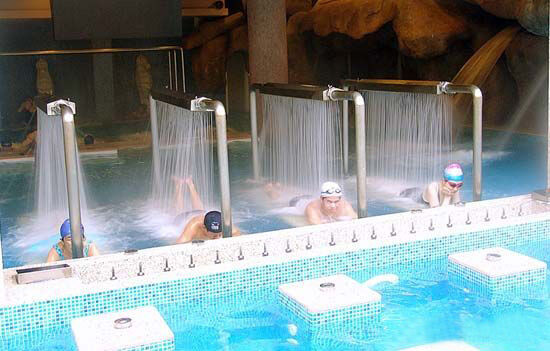 Corrosion-resistant SPA Hydrotherapy Equipment with Hot-dip Galvanized Steel Structure and Intelligent Control System