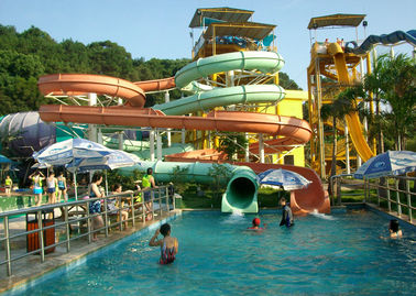 Waterpark 장비, 섬유유리 열려있는/가까운 나선형 활주, 주문 물 미끄럼 11m 고도