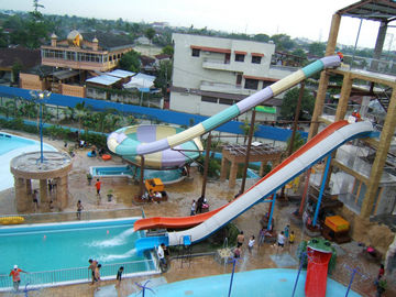 인도네시아 Medan Waterpark 프로젝트 Adventruous 실내 Waterpark 장비